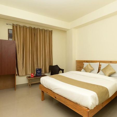 שילונג Hotel Travellers Inn מראה חיצוני תמונה