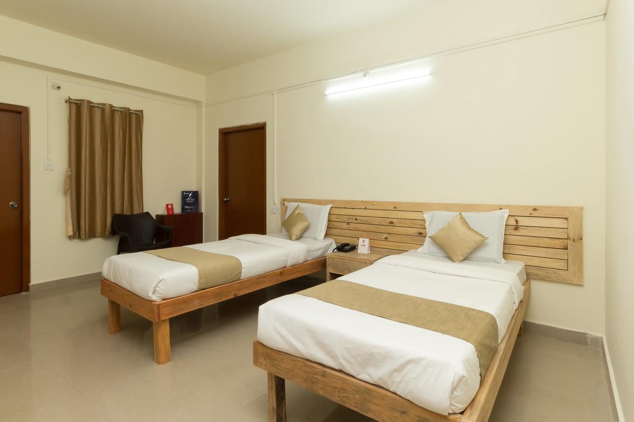 שילונג Hotel Travellers Inn מראה חיצוני תמונה