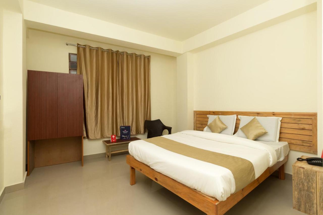 שילונג Hotel Travellers Inn מראה חיצוני תמונה